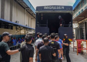KITA boleh jadikan sempadan negara kedap PATI dengan meningkatkan kawalan sempadan maritim dan darat, termasuk juga pintu masuk di lapangan terbang, stesen kereta api, stesen bas dan pelabuhan.