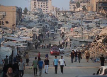 ISRAEL menyerang Gaza sehingga hampir kesemua bangunan musnah sejak Oktober 2023. - AFP