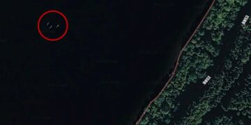 KELIBAT misteri dirakam aplikasi Google Maps. - Google Maps