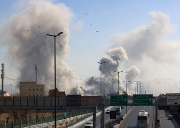 PERANG AS ke atas Iran  mungkin berterusan selama bertahun-tahun selepas bermula pada 28 Februari. - AFP