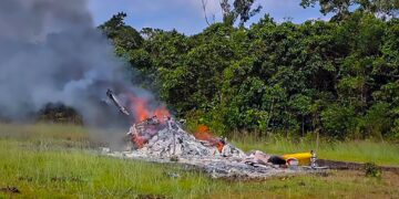 LIMA maut termasuk juruterbang helikopter BO-105 yang terhempas berhampiran Lapangan Terbang Long Lellang, Ulu Baram di Sarawak, baru-baru ini.