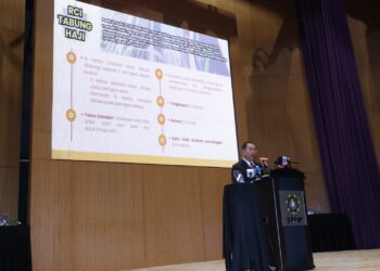 ABD. Halim Aman ketika sidang akhbar di Ibu Pejabat Suruhanjaya Pencegahan Rasuah Malaysia (SPRM), di sini hari ini. UTUSAN/FAISOL MUSTAFA