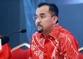 ASYRAF Wajdi Dusuki ketika sidang akhbar mengenai Perhimpuann Agung UMNO 2026 di Auditorium UMNO, WTC Kuala Lumpur, semalam.