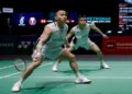 Aaron Chia (kiri) menyifatkan acara berpasukan Sukan Asia 2026 lebih mencabar berdasarkan kekuatan seimbang pasukan lawan. - UTUSAN/SHIDDIEQIIN ZON