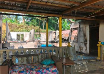 KEADAAN rumah milik Allahyarham Abdul Hamid Jaafar yang musnah akibat kebakaran di Kampung Ajai, Kuala Dong di Raub, Pahang.