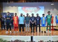 Firdaus (tiga dari kiri) ketika menghadiri Majlis Pelancaran Jersi dan Memperkenalkan Pemain Selangor Piala Emas Raja-Raja 2026 di Menara Majlis Perbandaran Ampang Jaya (MPAJ),semalam. - MPAJ