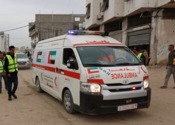 GAMBAR fail sebuah ambulans di Gaza. - AFP