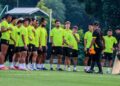 SKUAD Harimau Malaya giat menjalani sesi latihan bagi persediaan mengharungi kempen Piala ASEAN FIFA di Jakarta.-IHSAN FAM