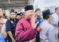 MOHD. Zafir Ibrahim ketika ditemui pemberita selepas menunaikan solat Jumaat di Masjid Diraja Tuanku Munawir, Seri Menanti, Kuala Pilah, hari ini.-UTUSAN/NOR SHAFIQAH MOHD. GHAZALI