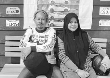 ALLAHYARHAM MOHD. ZAMRI MOHD. ZAKI dan NORLYANA ISMAIL -MEDIA SOSIAL