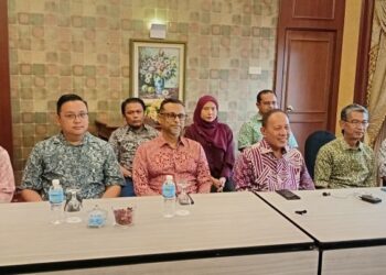 ISMAIL Lasim dalam sidang akhbar di Seremban.