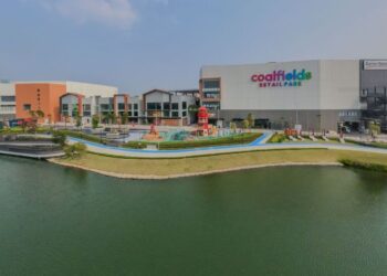 COALFIELDS Retail Park dibangunkan di kawasan seluas 8.5 hektar dengan keluasan binaan kasar kira-kira satu juta kaki persegi.