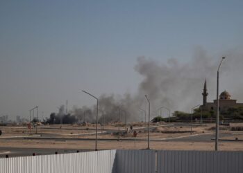 GAMBAR fail serangan Iran ke atas kawasan Kedutaan Amerika di Bandar Raya Kuwait. - AFP