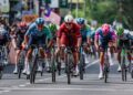Pelumba XDS Astana Team, Matteo Malucelli (tiga dari kiri) memecut ke garisan penamat peringkat 1 laluan Shah Alam-Kampar dalam perlumbaan Le Tour de Langkawi 2026 di Kampung Masjid Kampar, Perak, semalam. - UTUSAN/ISKANDAR ISHAK