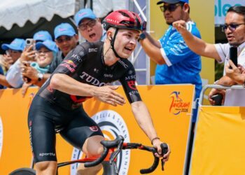 Pelumba Tudor Pro Cycling Team, Lennart Jasch memenangi peringkat 2 laluan Taiping-Gunung Jerai Le Tour de Langkawi (LTdL) 2026 di Yan, semalam. - UTUSAN/ISKANDAR ISHAK