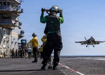 PESAWAT AS yang terlibat dalam serangan di Iran. - AFP