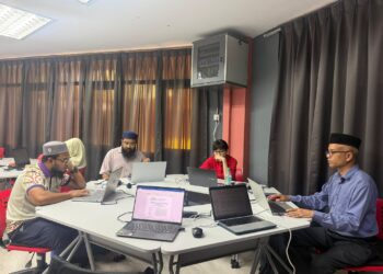 SISTEM maklumat seragam menghasilkan perkongsian dan pertukaran antara sistem maklumat penyelidikan bersama industri.