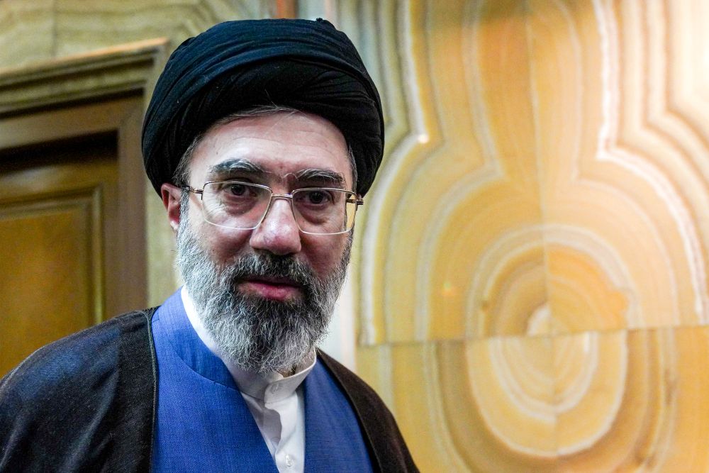 Mojtaba Khamenei terselamat selepas dikeluarkan dari runtuhan hospital selepas serangan AS-Israel Mojtaba Khamenei terselamat selepas dikeluarkan dari runtuhan hospital selepas serangan AS-Israel