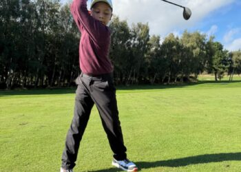 SHEIKH Abdullah Al-Haris bin Sheikh Mohd Zaki jalani latihan untuk tingkatkan prestasi dalam bidang golf dengan aspirasi untuk mewakili negara.