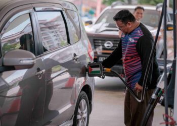 harga minyak mentah dunia kembali melonjak berikutan ketegangan di Asia Barat mencetuskan kebimbangan baharu tentang bekalan minyak global. - GAMBAR HIASAN