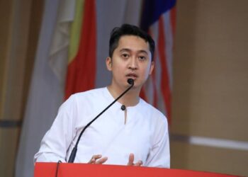 FADZMEL Fadzil
