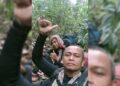 DUA malim gunung terlibat menunjukkan isyarat bagus menerusi gambar yang dihantar kepada rakan mereka semalam.