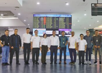 WONG Hon Wai (tengah) ketika sesi tinjauan dan pertemuan bersama Pengurus Kanan LTAPP yang baharu di Pulau Pinang, hari ini.-GAMBAR/WONG HON WAI
