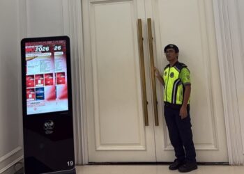 Bilik pertemuan antara Ahmad Zahid Hamidi dan Ismail Lasim di Pusat Dagangan Dunia Kuala Lumpur.