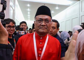 SHAMSUL Anuar Nasarah ketika ditemui selepas Ucapan Dasar Presiden UMNO sempena Perhimpunan Agung UMNO (PAU) 2026 di Pusat Dagangan Dunia (WTC), di sini hari ini.-UTUSAN/ISKANDAR ISHAK