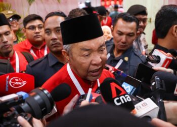 AHMAD Zahid Hamidi ketika ditemui selepas Perhimpunan Agung UMNO (PAU) 2026 di Pusat Dagangan Dunia Kuala Lumpur (WTCKL), hari ini. -UTUSAN/ISKANDAR ISHAK