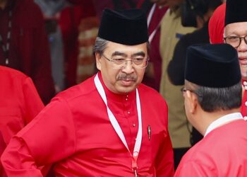 JOHARI Abdul Ghani ketika ditemui selepas Ucapan Dasar Presiden UMNO sempena Perhimpunan Agung UMNO (PAU) 2026 di Pusat Dagangan Dunia (WTC), di sini hari ini.-UTUSAN/ISKANDAR ISHAK
