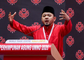 FATHUL Bari Mat Jahya ketika membahaskan usul Presiden UMNO pada Perhimpunan Agung UMNO (PAU) 2026 di Pusat Dagangan Dunia Kuala Lumpur (WTCKL), hari ini.