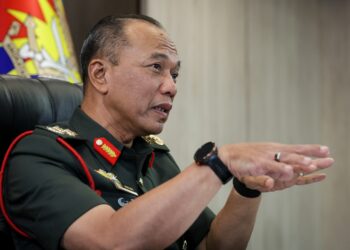 MALEK Razak Sulaiman ketika Sesi Temubual Khas Panglima Angkatan Tentera sempena Hari ATM Ke-93 di Wisma Pertahanan hari ini. UTUSAN/MUHAMAD IQBAL ROSLI