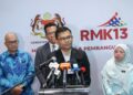 AKMAL Nasrullah Mohd Nasir pada sidang akhbar selepas Perhimpunan Bulanan Kementerian Ekonomi, di Putrajaya. -UTUSAN/FAISOL MUSTAFA