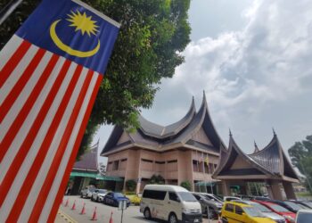GAMBAR sekitar Wisma Negeri, Seremban.