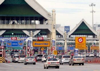 PENGGUNA Jambatan Pulau Pinang kini mempunyai pilihan pembayaran tol secara digital menerusi sistem JustGO yang menggunakan teknologi ANPR bermula bulan ini.-GAMBAR HIASAN