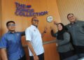 PENGARAH KPDN Johor Lilis Saslinda Pornomo bersama Datuk Pandak Ahmad pada Majlis Pelancaran Zon Tumpuan Pelancongan Patuh (ZTPP) Peringkat Negeri Johor 2026 di Kampung Sungai Melayu, Iskandar Puteri disini. UTUSAN/RAJA JAAFAR ALI