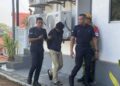 SEORANG remaja lelaki warga Indonesia didakwa di Mahkamah Majistret Kluang hari ini kerana mengedar dan memiliki dadah serta tinggal lebih masa di Malaysia.