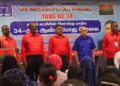 MUSA Sheikh Fadzir (dua dari kanan) dan T. Loganathan (tengah) ketika menghadiri Mesyuarat Tahunan IPF Pulau Pinang di Butterworth, Pulau Pinang.-UTUSAN/DANIAL SAAD