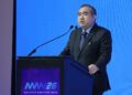 MENTERI Pengangkutan, Anthony Loke Siew Fook (tengah) melancarkan Maratime Career Initiative pada perasmian Malaysia Maritime Week 2026 di Pusat Konvensyen Kuala Lumpur di sini hari ini.