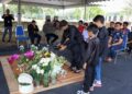 ORANG ramai menziarahi pusara Allahyarhamah Tun Dr Siti Hasmah Mohamad Ali di Pusara Negara, Presint 20. - UTUSAN/FAISOL MUSTAFA