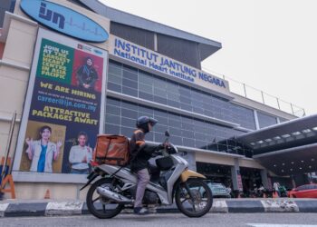KEADAAN di sekitar Institut Jantung Negara (IJN) hari ini. - UTUSAN/M. FIRDAUS M. JOHARI