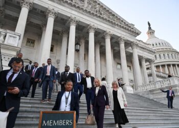 DEWAN Perwakilan Amerika Syarikat (AS) lulus rang undang-undang sekatan baharu ke atas Russia. - AFP
