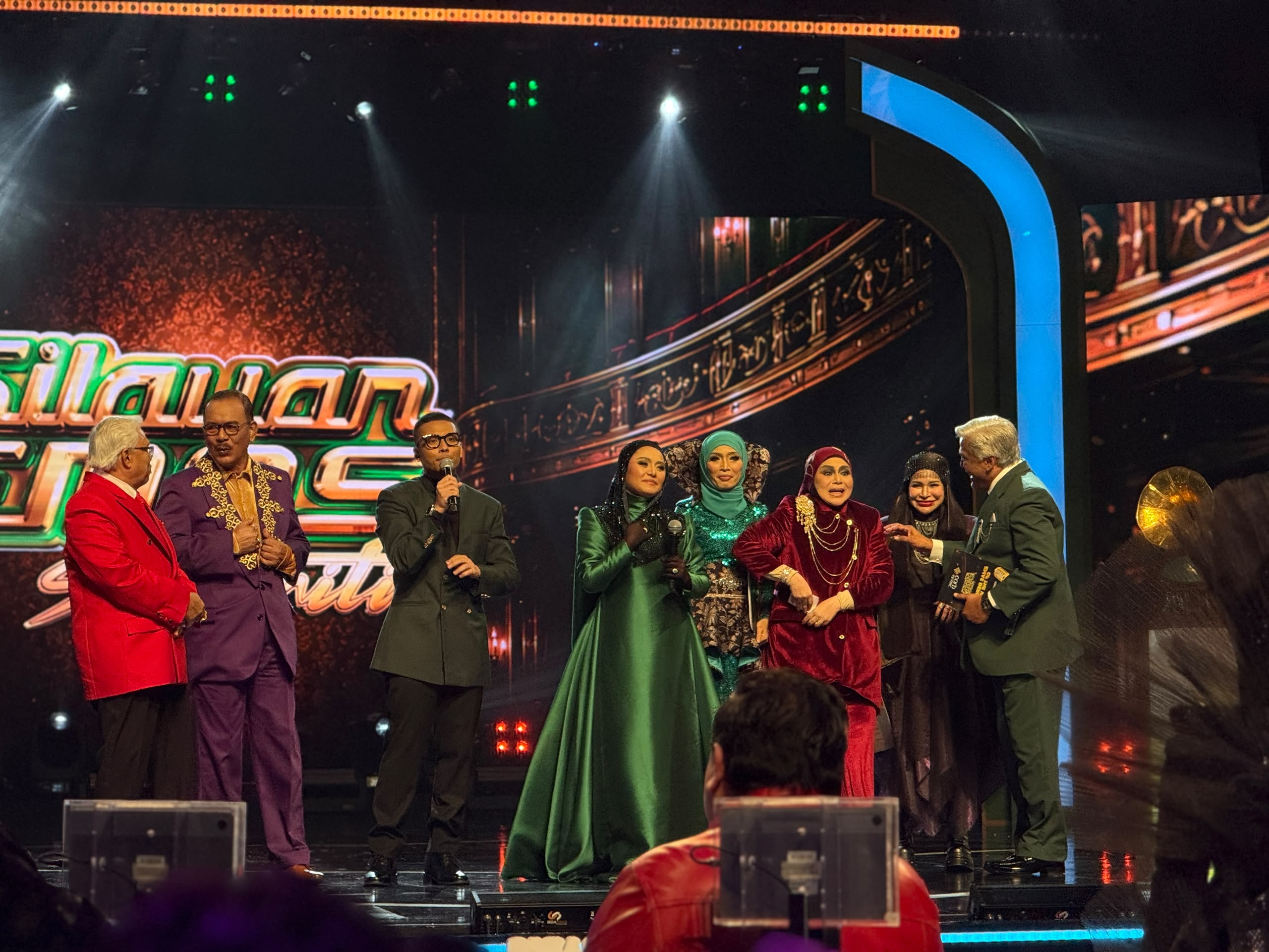 Enam peserta Kilauan Emas selebriti ke final Enam peserta Kilauan Emas selebriti ke final