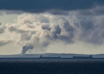 LETUSAN Gunung Anak Krakatau. - AFP