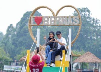 Laman Padi BERNAS dan Pavilion BERNAS mencuri tumpuan orang ramai sepanjang MAHA 2026 minggu lalu, dengan pelbagai pameran yang mengetengahkan peranan, inovasi dan teknologi BERNAS dalam industri padi negara. – UTUSAN/FARIZ RUSADIO