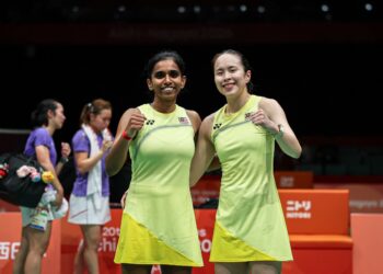 Pearly Tan-M. Thinaah menewaskan Yeung Nga Ting-Yeung Pui Lam 21-11, 21-17 bagi meletakkan Malaysia mendahului selesa 2-0. - IHSAN MSN