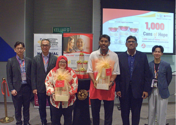 PELANCARAN program kebajikan Valens Onthera+ "1,000 Cans of Hope" dengan wakil pihak Pharm-D Health Science Berhad dan National Cancer Society Malaysia (NCSM). 
Dari kiri: Ketua Pegawai Eksekutif Pharm-D Sdn Bhd, Lim Kean Ping; Pengarah Urusan Kumpulan Pharm-D Health Science Berhad, Wong Chin Cheang; pesakit kanser, Aini Suzana Abu Kassimdan Muzammil Ramli; Pengarah Urusan NCSM, Kol. Bersekutu (PA) Profesor Madya Dr Murallitharan Munisamy; serta Timbalan Pengurus Jabatan Sokongan Psikososial NCSM, Jefferson Ng Khai Qiang.