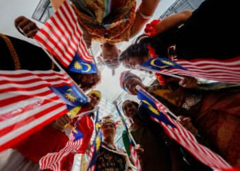 HARI Kemerdekaan dan Hari Malaysia mengingatkan kita supaya menghargai keamanan, memahami sejarah dan bersama-sama menjaga keharmonian negara.