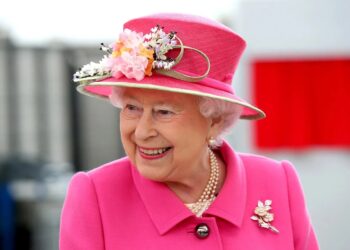 RATU ELIZABETH II